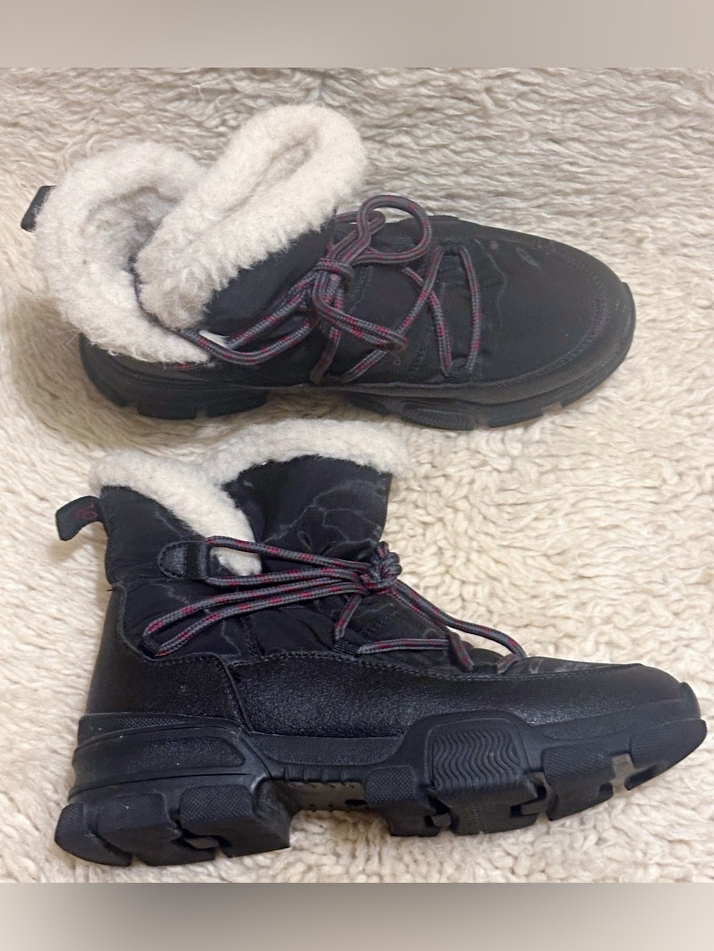 Women's Black Winter Lace-Up Snow Boots with Faux Fur